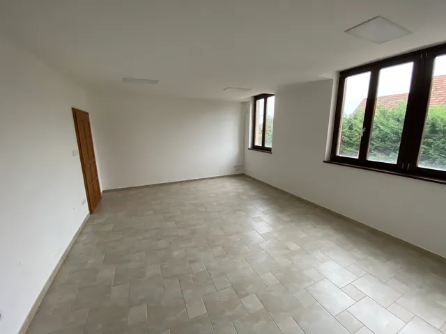 Eladó kereskedelmi és ipari ingatlan Budapest XI. kerület, Őrmező 162 nm