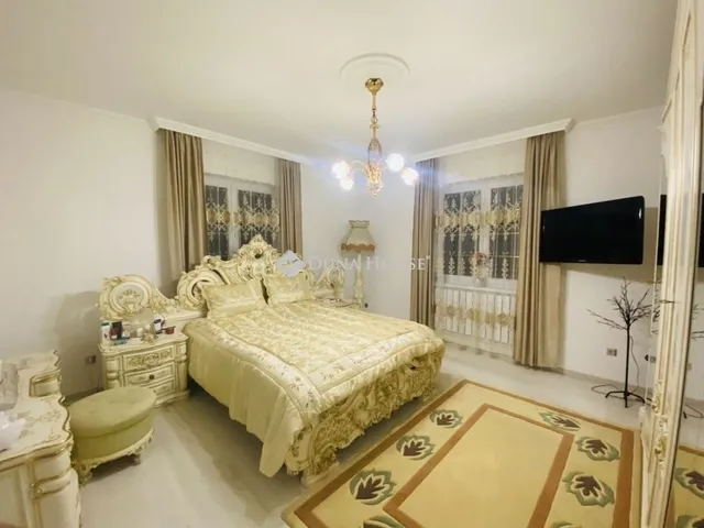 Eladó ház Érd 200 nm