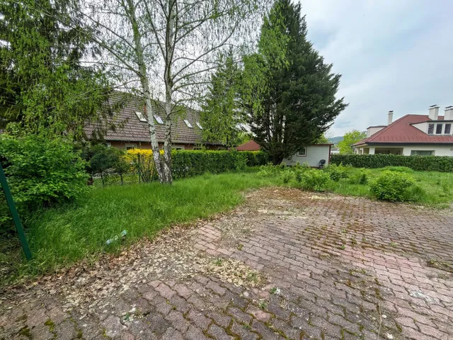 Eladó telek Telki 980 nm