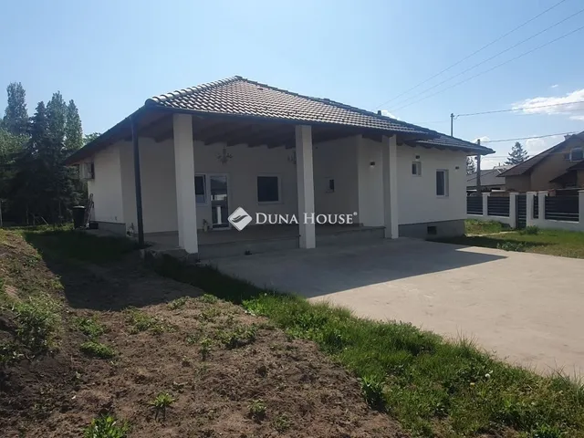 Eladó ház Dunakeszi 80 nm