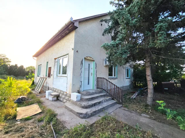 Eladó ház Érd, Fenyves-Parkváros 87 nm