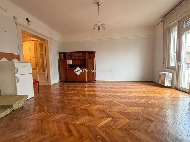 Eladó lakás Budapest II. kerület 138 nm