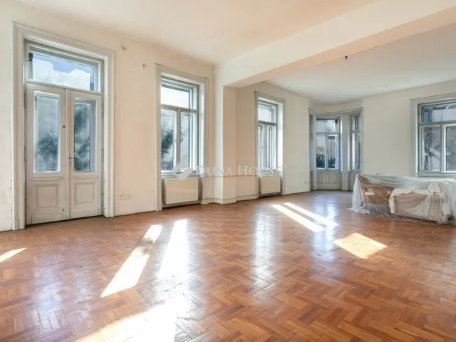 Eladó lakás Budapest VII. kerület 128 nm