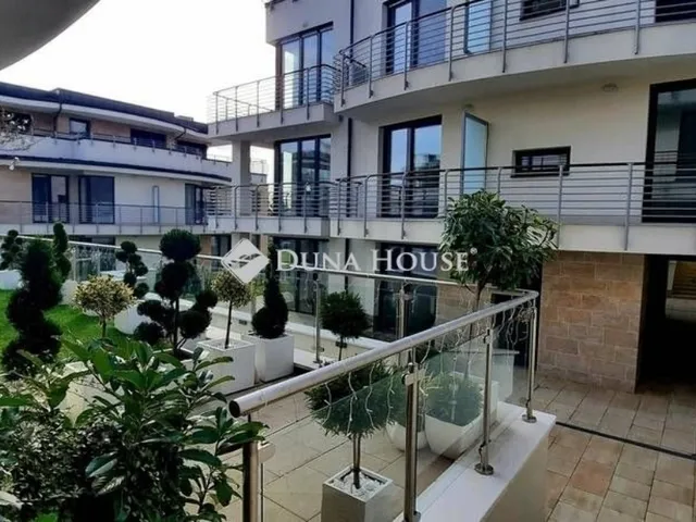 Eladó lakás Budapest III. kerület, Csillaghegy 99 nm
