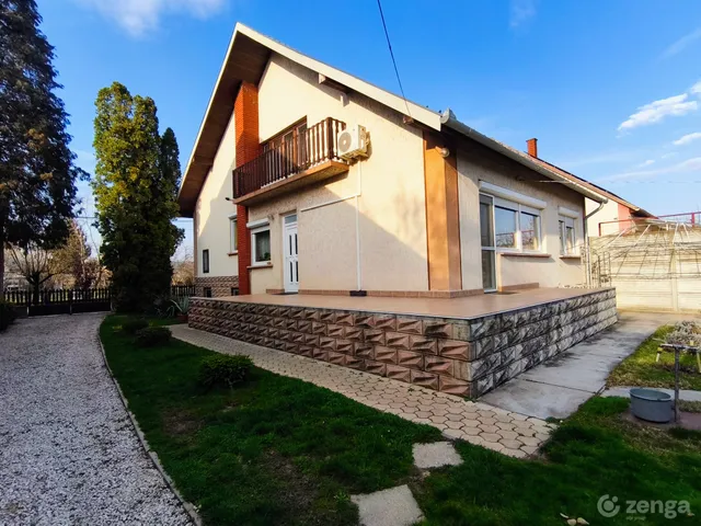 Eladó ház Dombóvár, Újdombóvár 170 nm