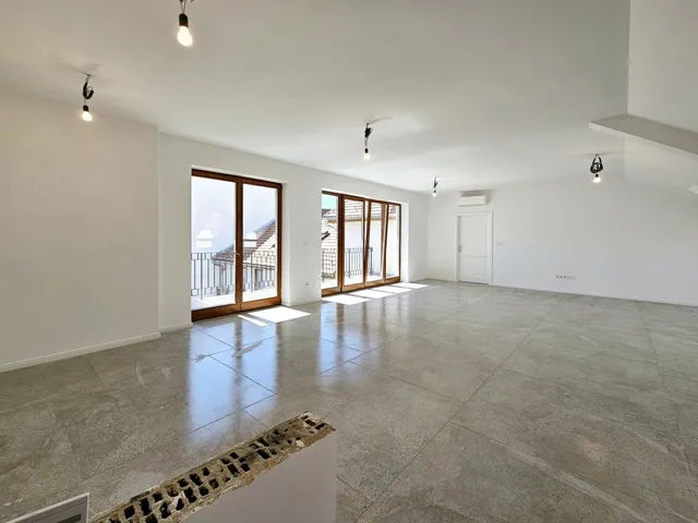 Eladó lakás Vác 117 nm