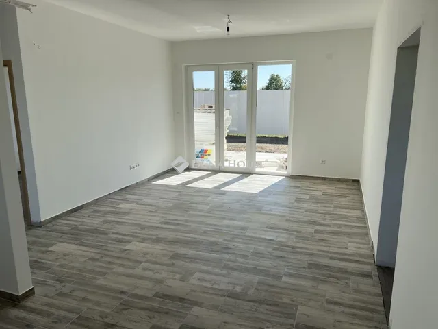 Eladó ház Tahitótfalu 71 nm