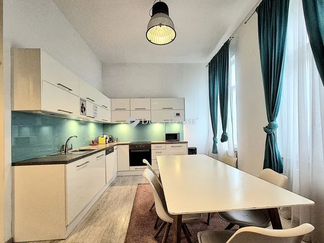 Eladó lakás Budapest VI. kerület 81 nm