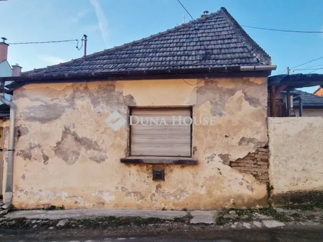Eladó ház Vác 70 nm