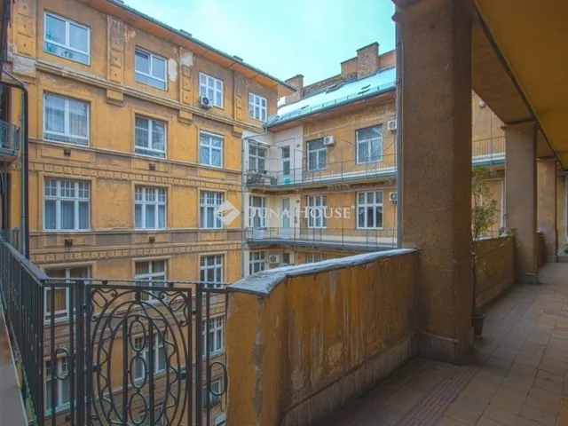 Eladó lakás Budapest VIII. kerület 80 nm