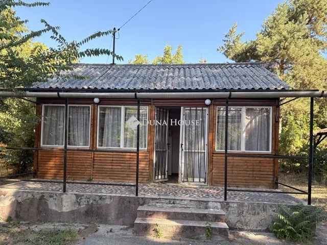 Eladó nyaraló Szigetmonostor 34 nm