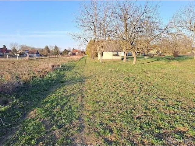 Eladó telek Szeged, Újszeged 3333 nm