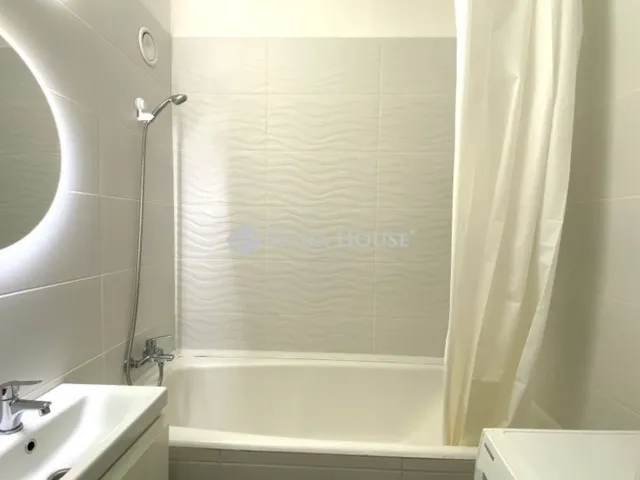 Eladó lakás Budapest III. kerület 39 nm