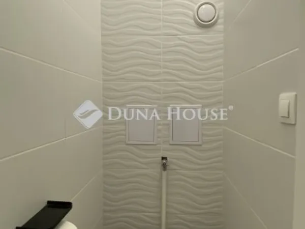 Eladó lakás Budapest III. kerület 39 nm