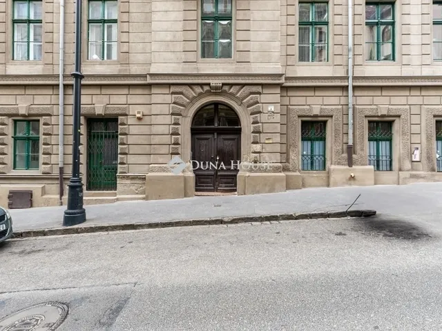 Eladó lakás Budapest I. kerület, Várnegyed 67 nm