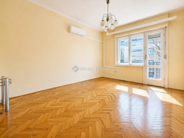 Eladó lakás Budapest XI. kerület 83 nm
