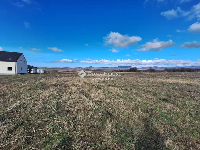 Eladó telek Gyöngyös 2629 nm