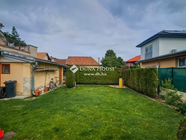 Eladó ház Budapest XVIII. kerület, Újpéteritelep 193 nm