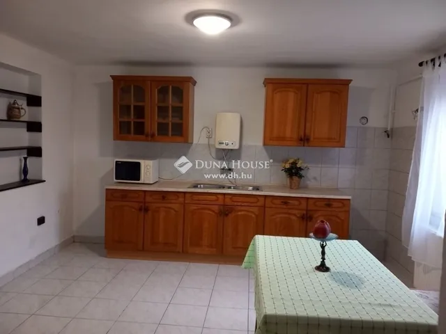 Eladó ház Gyömrő 77 nm