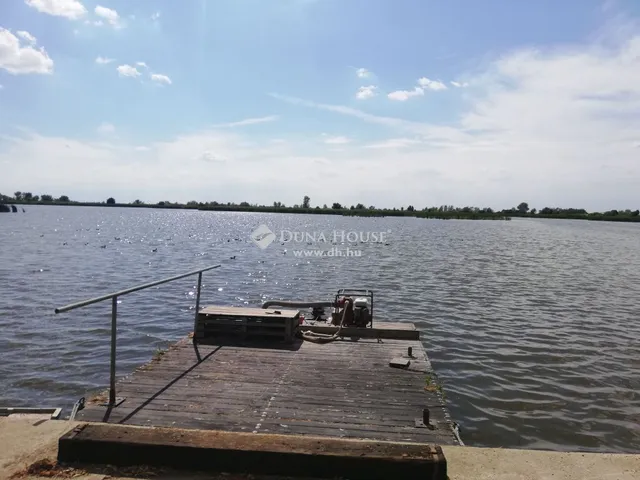 Eladó mezőgazdasági ingatlan Tiszasüly 645000 nm