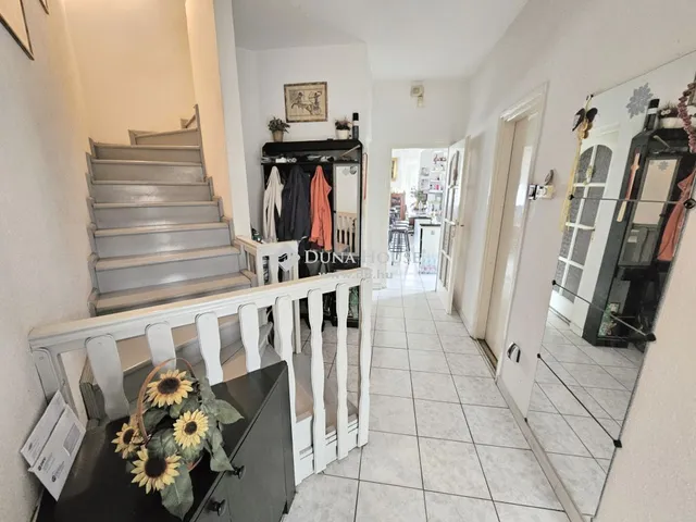 Eladó ház Budapest XVIII. kerület, Újpéteritelep 158 nm