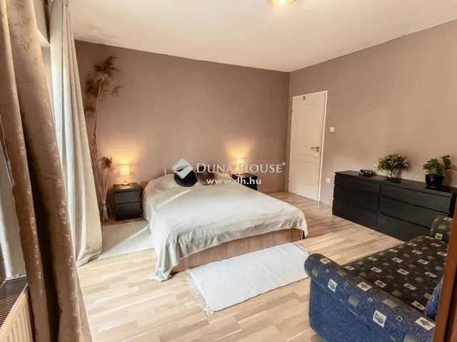 Eladó ház Budapest XVII. kerület, Rákoscsaba 190 nm