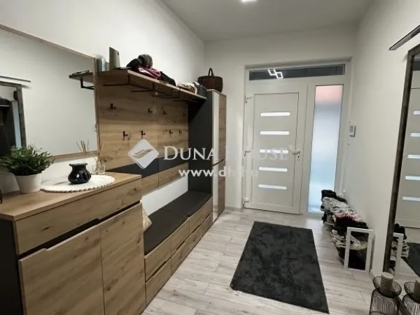 Eladó ház Monor 248 nm