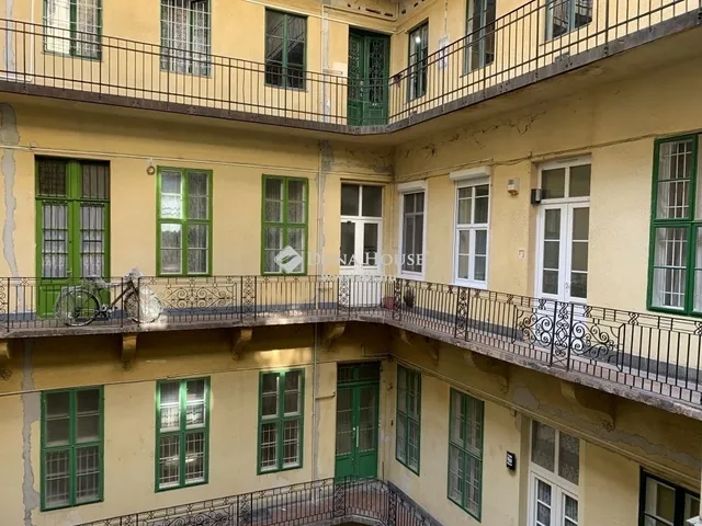 Eladó lakás Budapest V. kerület 42 nm