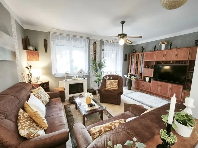 Eladó ház Budapest XVIII. kerület 114 nm