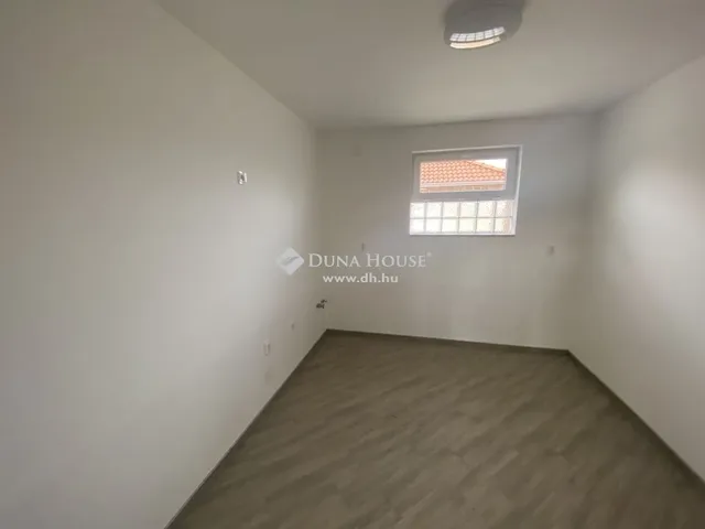 Eladó ház Kóka 78 nm