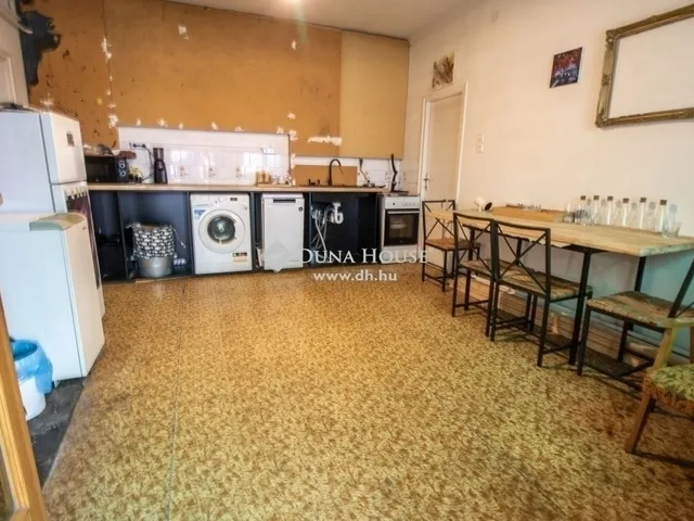 Eladó ház Ecser 168 nm