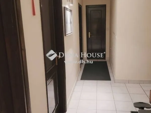 Eladó ház Budapest XVIII. kerület 234 nm