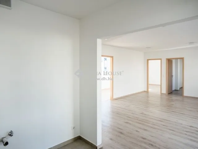 Eladó lakás Budapest XXIII. kerület, Soroksár-Újtelep 118 nm