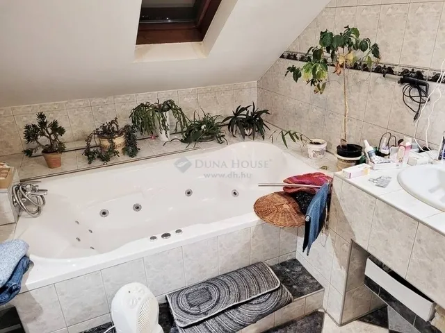 Eladó ház Budapest XVIII. kerület 234 nm