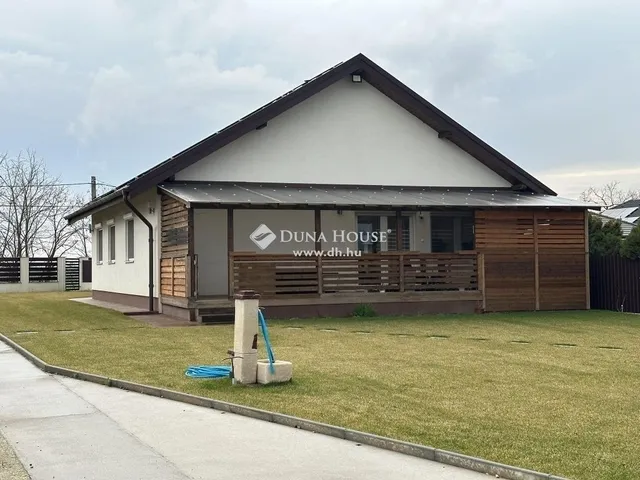 Eladó ház Dabas 159 nm