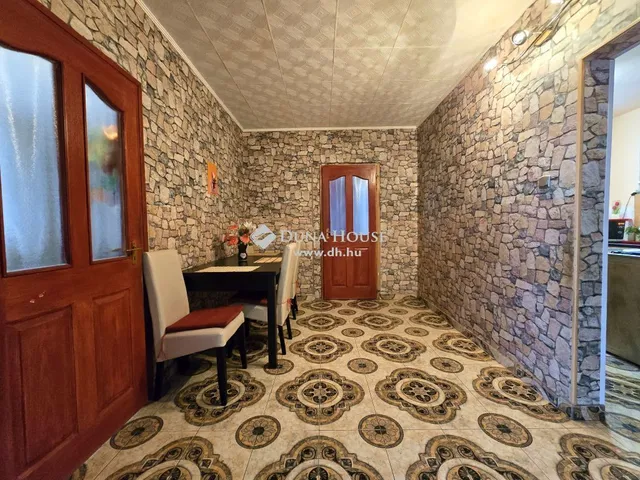 Eladó lakás Budapest XVIII. kerület, Havanna lakótelep 71 nm