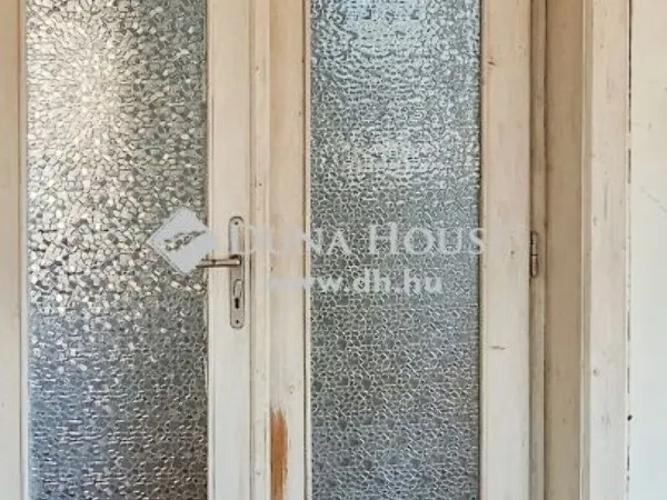 Eladó ház Tápiószecső 220 nm