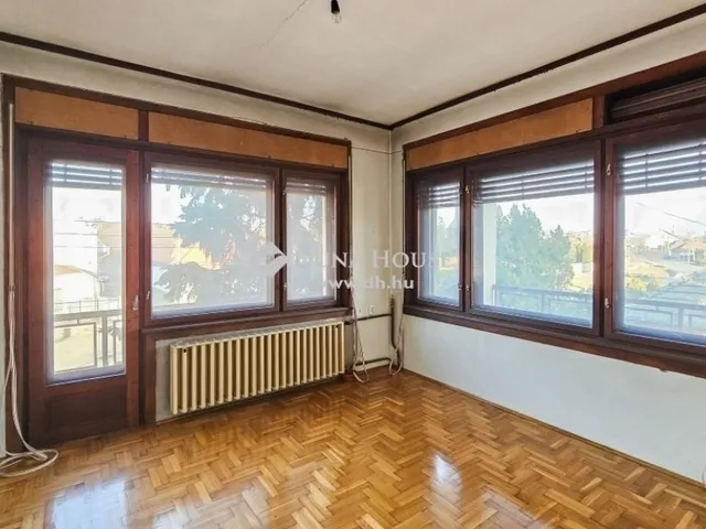 Eladó ház Tápiószecső 220 nm