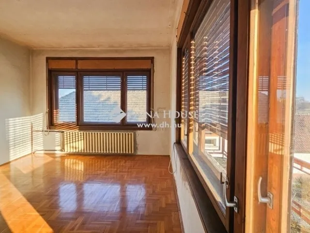 Eladó ház Tápiószecső 220 nm