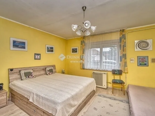 Eladó ház Budapest XVIII. kerület, Újpéteritelep 142 nm