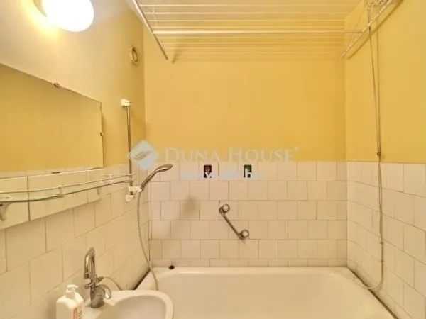 Eladó lakás Budapest XVIII. kerület, Havanna lakótelep 72 nm
