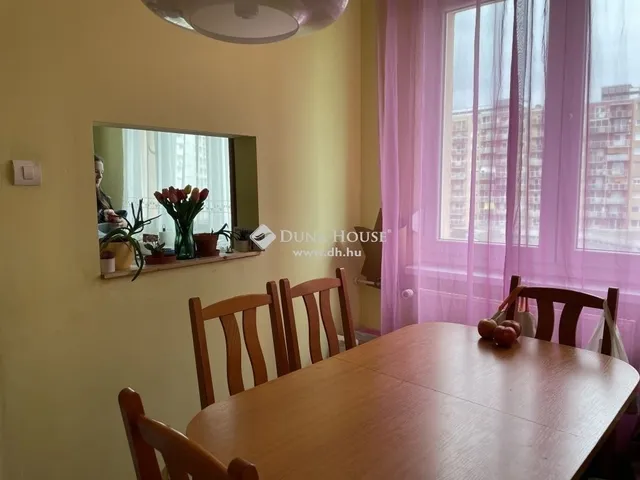 Eladó lakás Budapest XV. kerület, Újpalota 69 nm