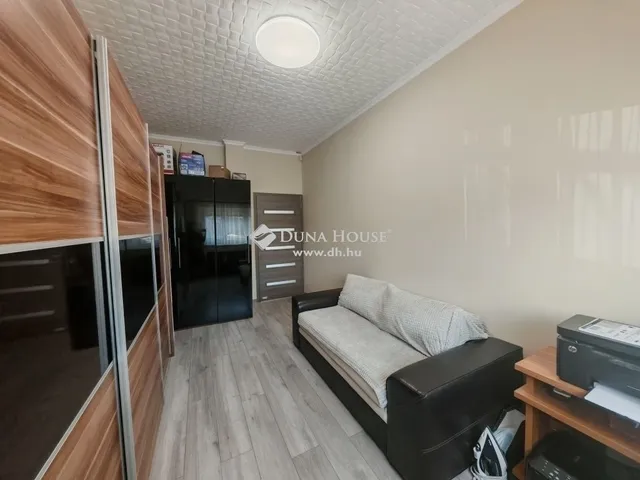 Eladó ház Vecsés 175 nm