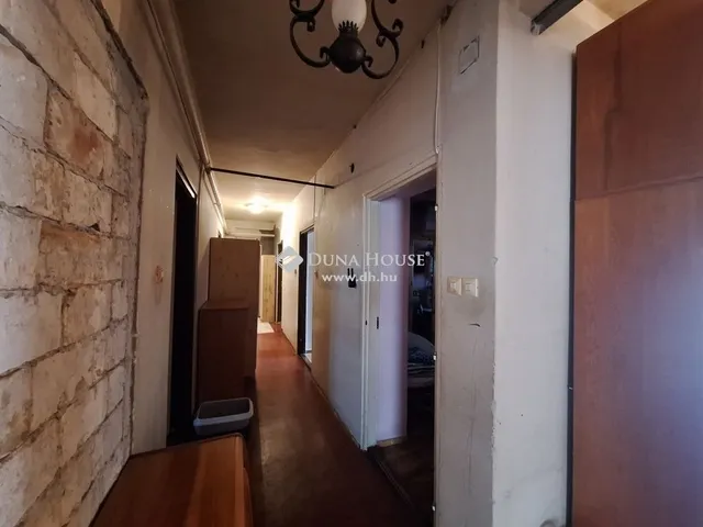 Eladó lakás Gyál 128 nm