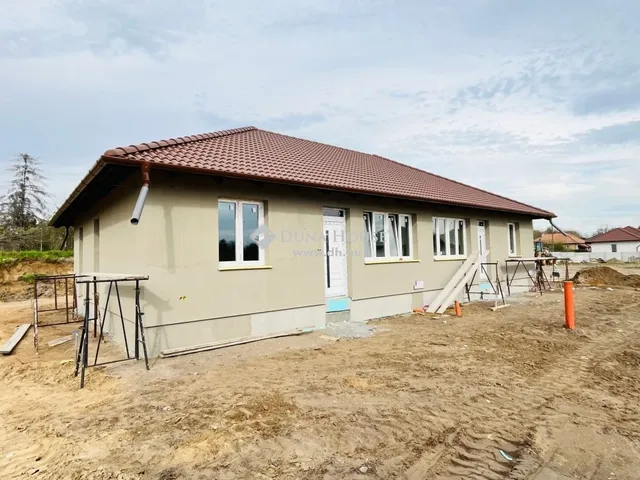 Eladó ház Monor 71 nm