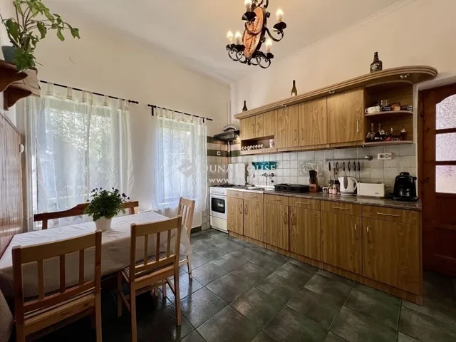 Eladó ház Budapest XVI. kerület 131 nm