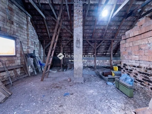 Eladó ház Budapest XVI. kerület 90 nm