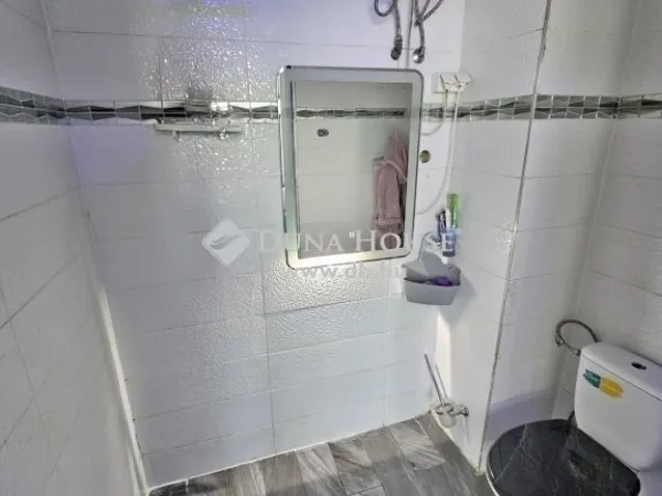 Eladó ház Üllő 158 nm