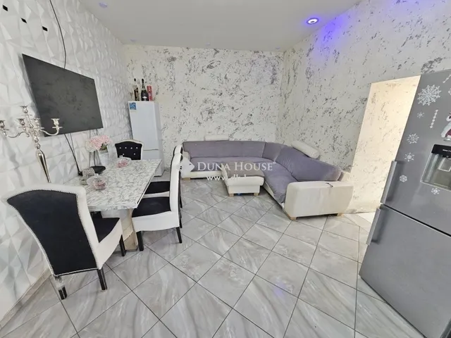 Eladó ház Üllő 158 nm