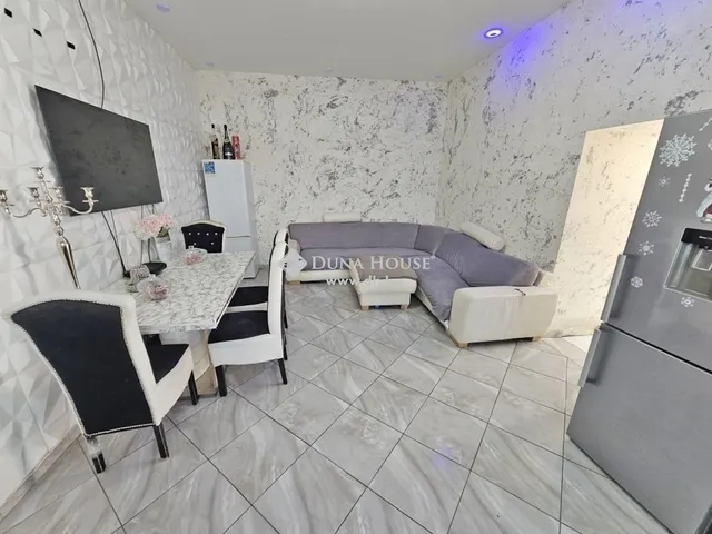 Eladó ház Üllő 158 nm